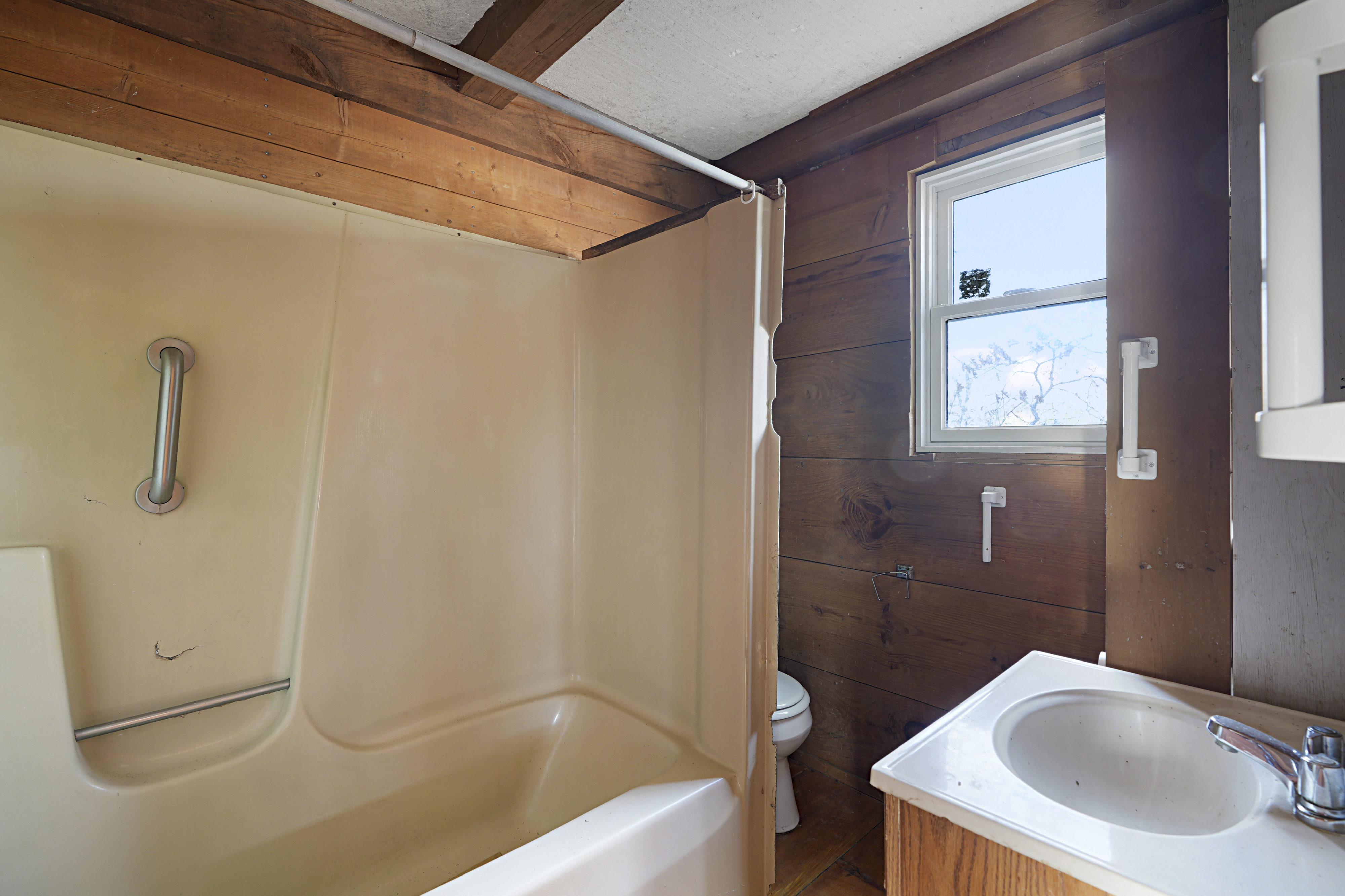 4 Dubud Lane Edgartown, MA 02539 - Photo 12 of 24