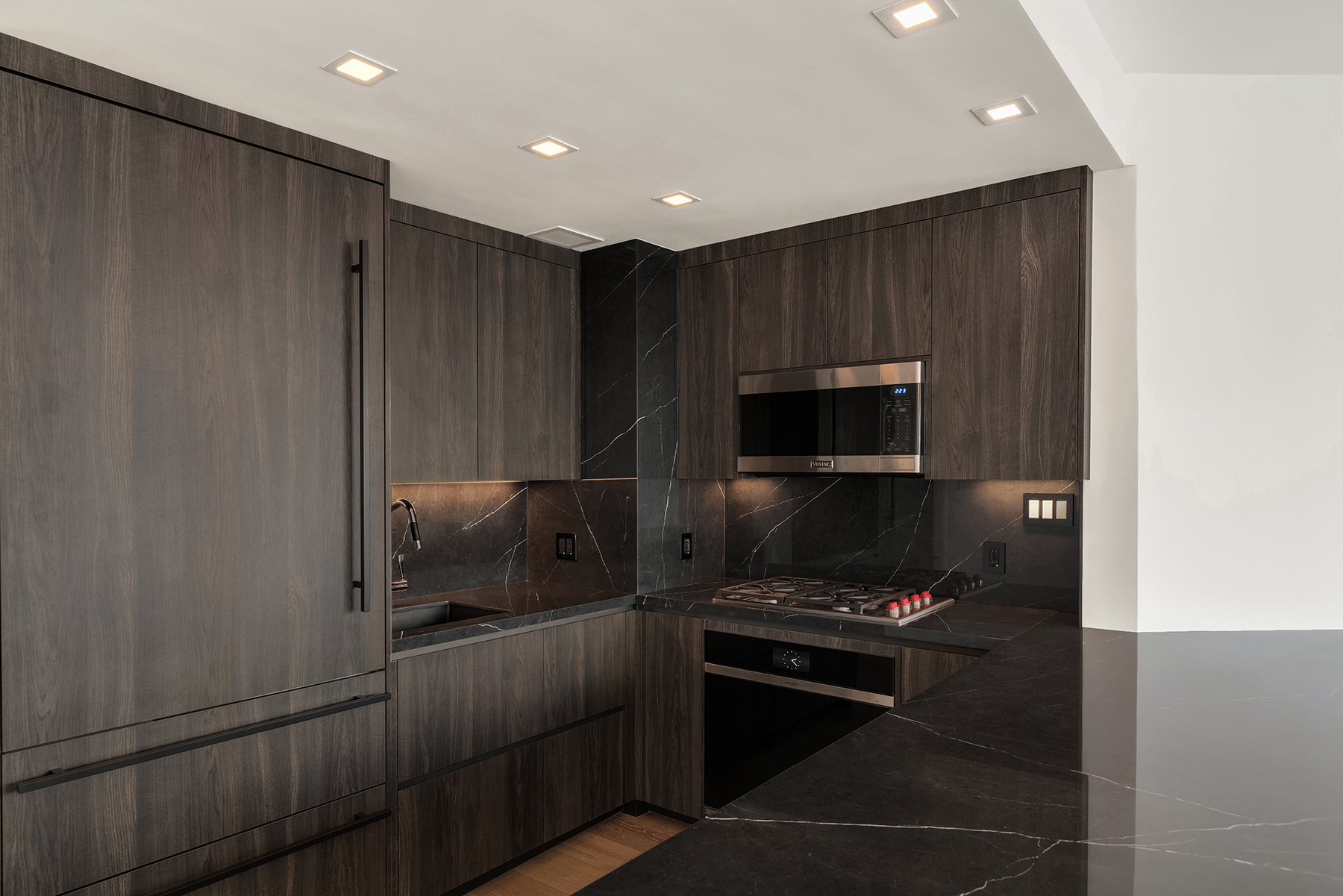 146 West 57th Street, Unit 48D Manhattan, NY 10019 - Photo 11 of 36