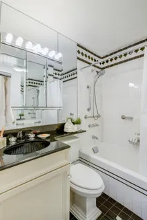 $3,995,000 | 200 Central Park South, Unit 14B | Central Park South