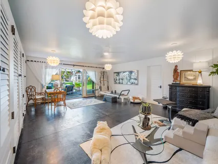 $11,950,000 | 1586 Mokulua Drive, Kailua, HI 96734