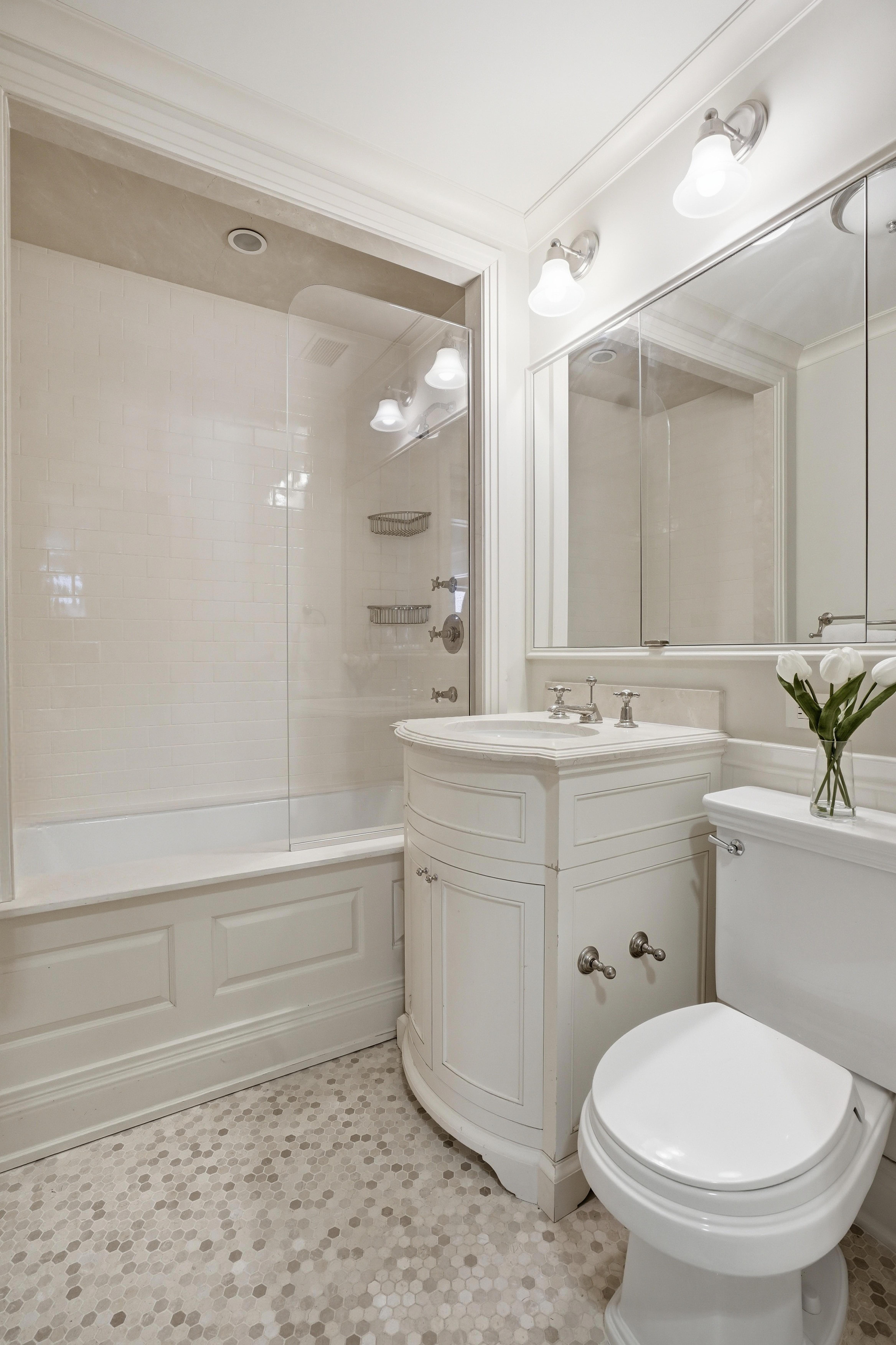 188 East 76th Street, Unit 5ABC Manhattan, NY 10021 - Photo 8 of 17