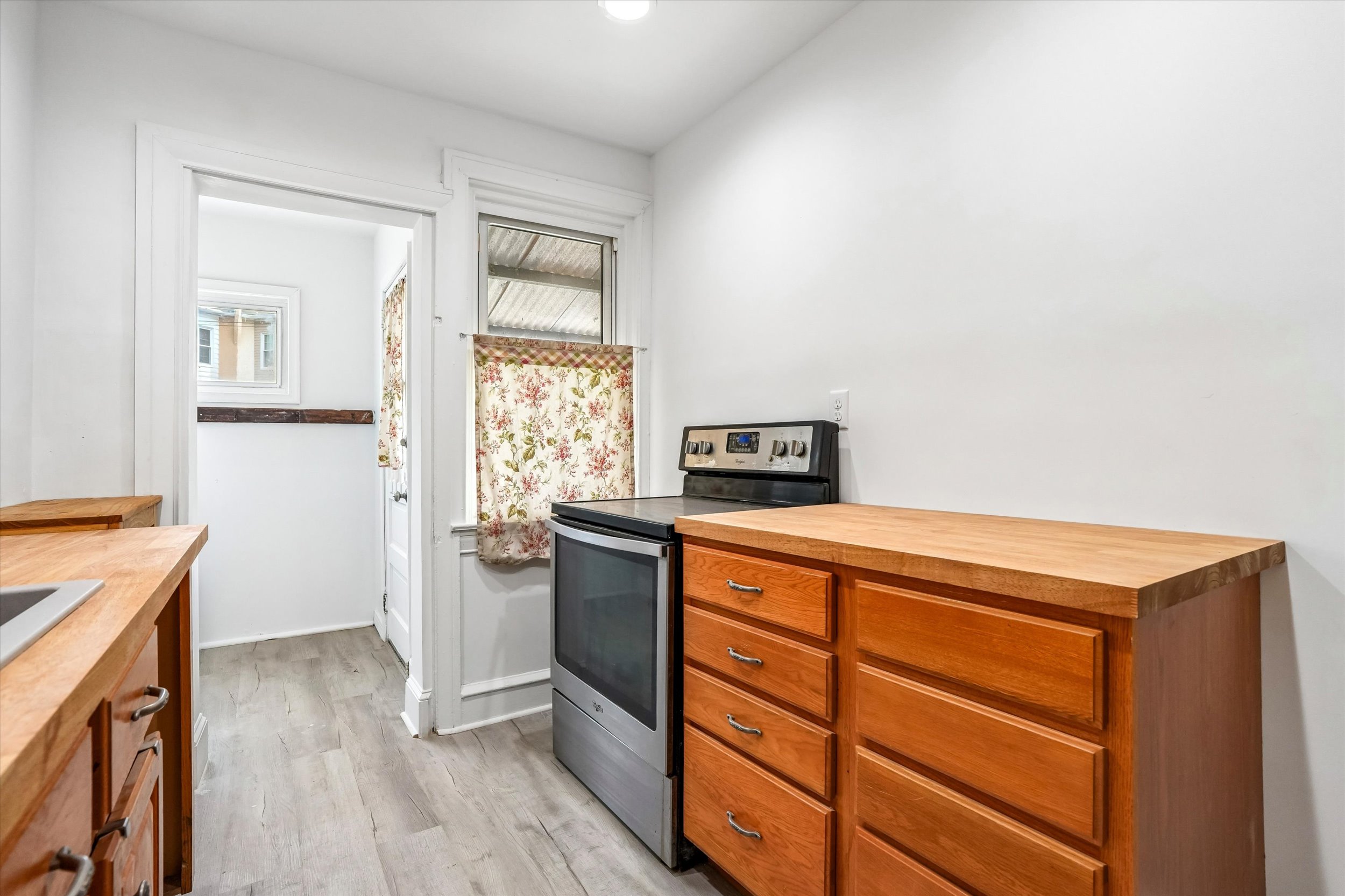 5011 Copley Road Philadelphia, PA 19144 - Photo 10 of 29 Gallery Image 10
