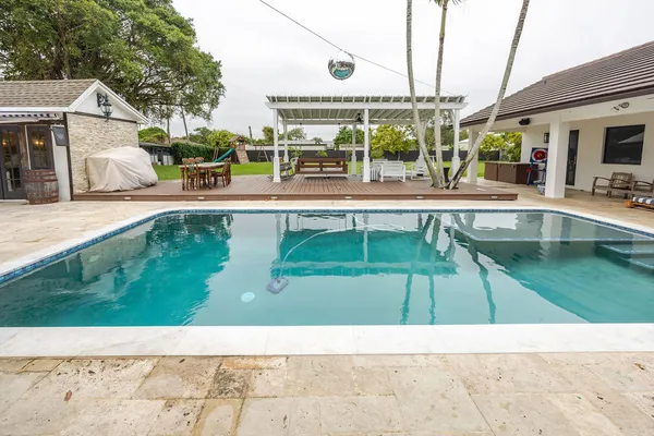 $3,500,000 | 11301 Southwest 95th Street, Miami, FL 33176