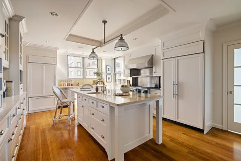 $35,000,000 | 1040 5th Avenue, Unit 16 | Upper East Side