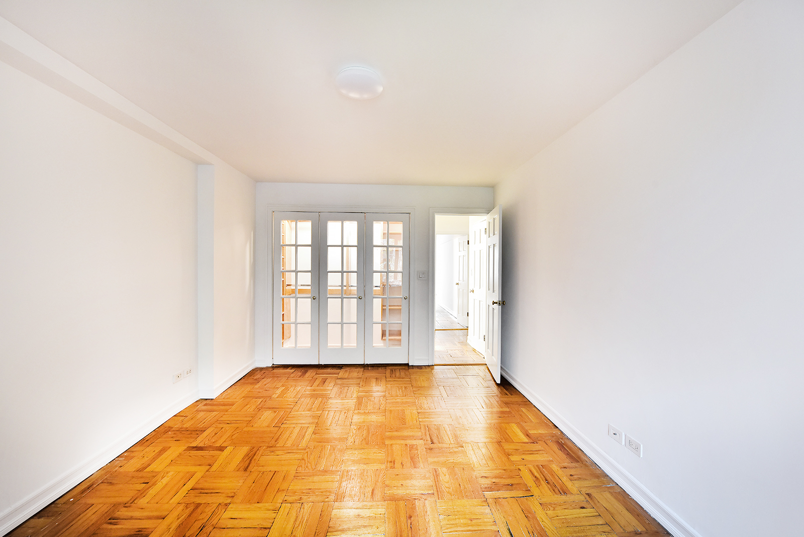 420 East 64th Street, Unit W4D Manhattan, NY 10065 - Photo 8 of 19 a view of an empty room