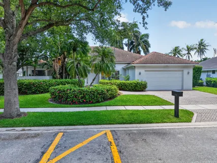 $2,990,000 | 5768 Harrington Way, Boca Raton, FL 33496