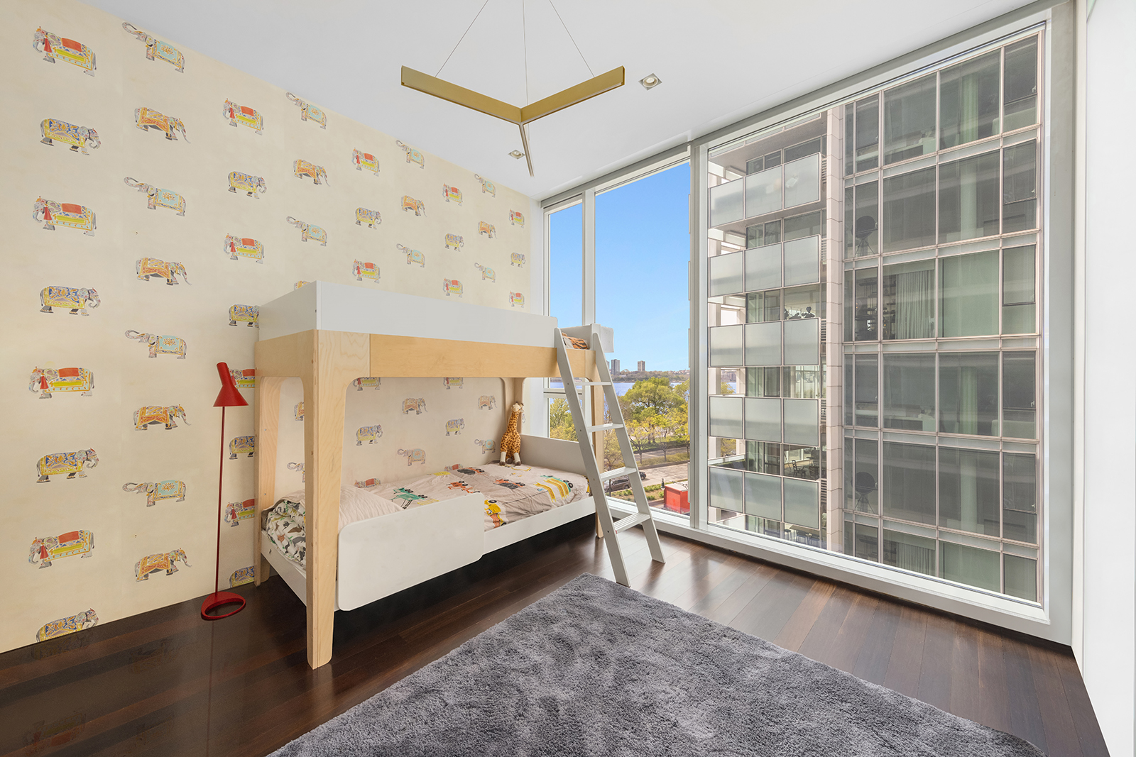 165 Charles Street, Unit 12 Manhattan, NY 10014 - Photo 18 of 26