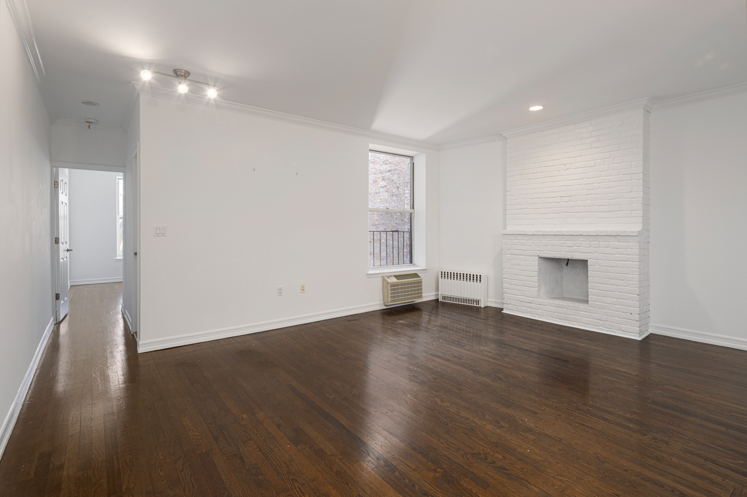 164 West 83rd Street, Unit 4R Manhattan, NY 10024 - Photo 9 of 13