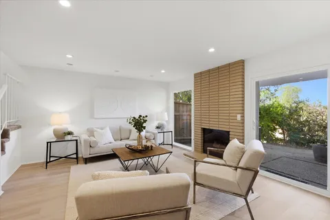 Contact Agent | 722 Tampico, Walnut Creek, CA 94598