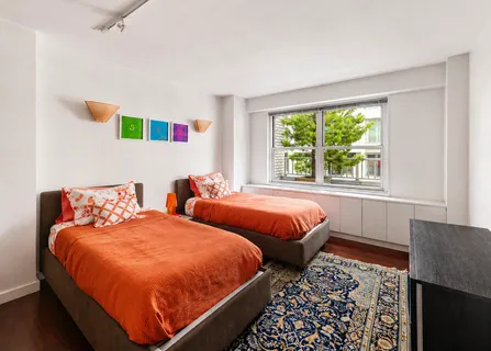 $2,495,000 | 136 East 56th Street, Unit 11CD | Midtown East