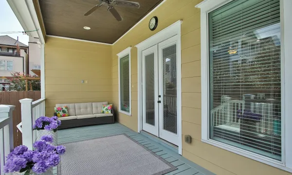 $774,000 | 1330 West 25th Street, Houston, TX 77008