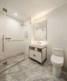 $5,000,000 | 200 Amsterdam Avenue, Unit 8C | Upper West Side