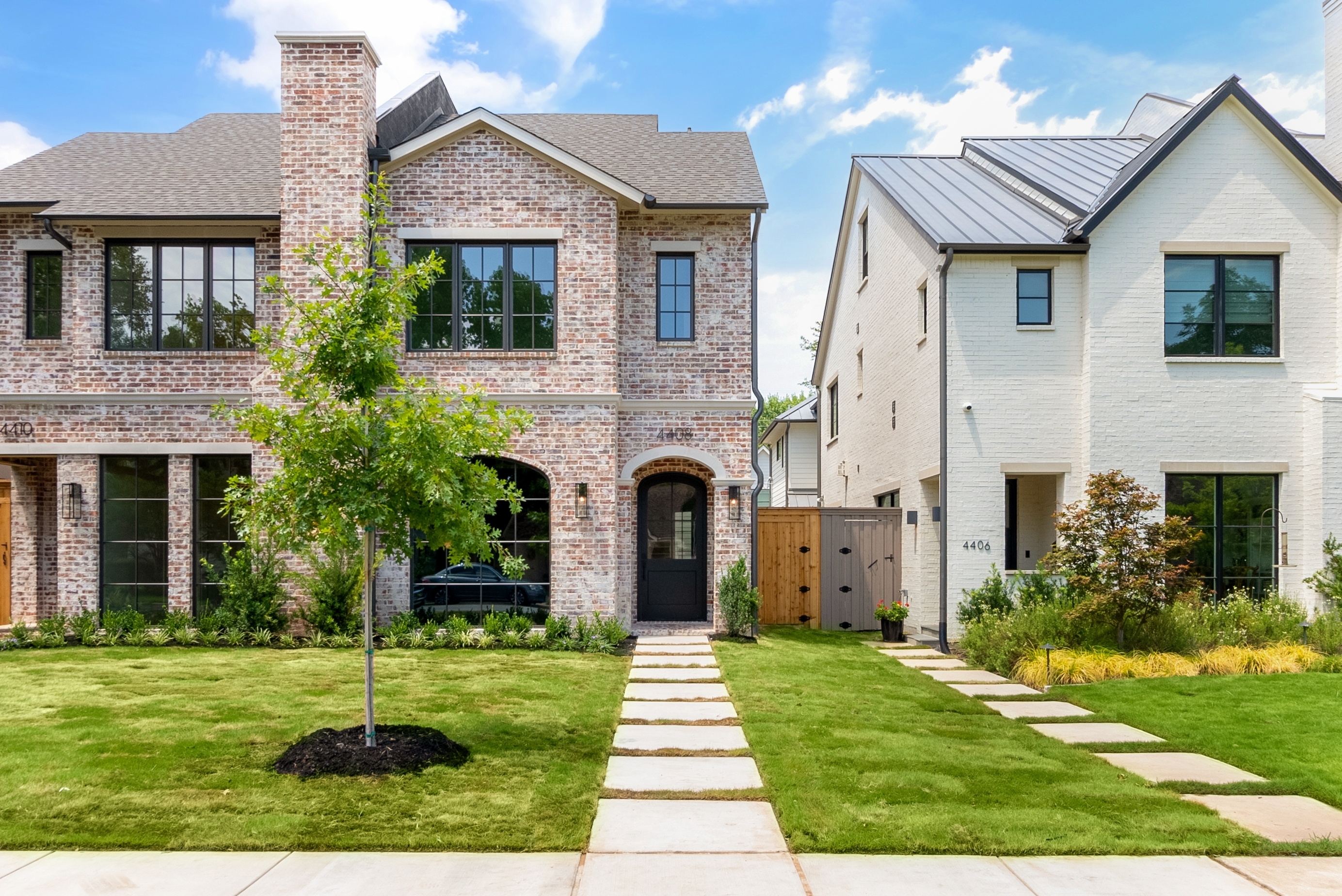 4410 Glenwick Lane Dallas, TX 75205 - Photo 3 of 28 a front view of a house with a garden