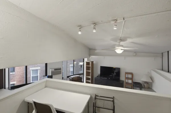 $3,100 | 12 Stoneholm Street, Unit 425, Boston, MA 02115