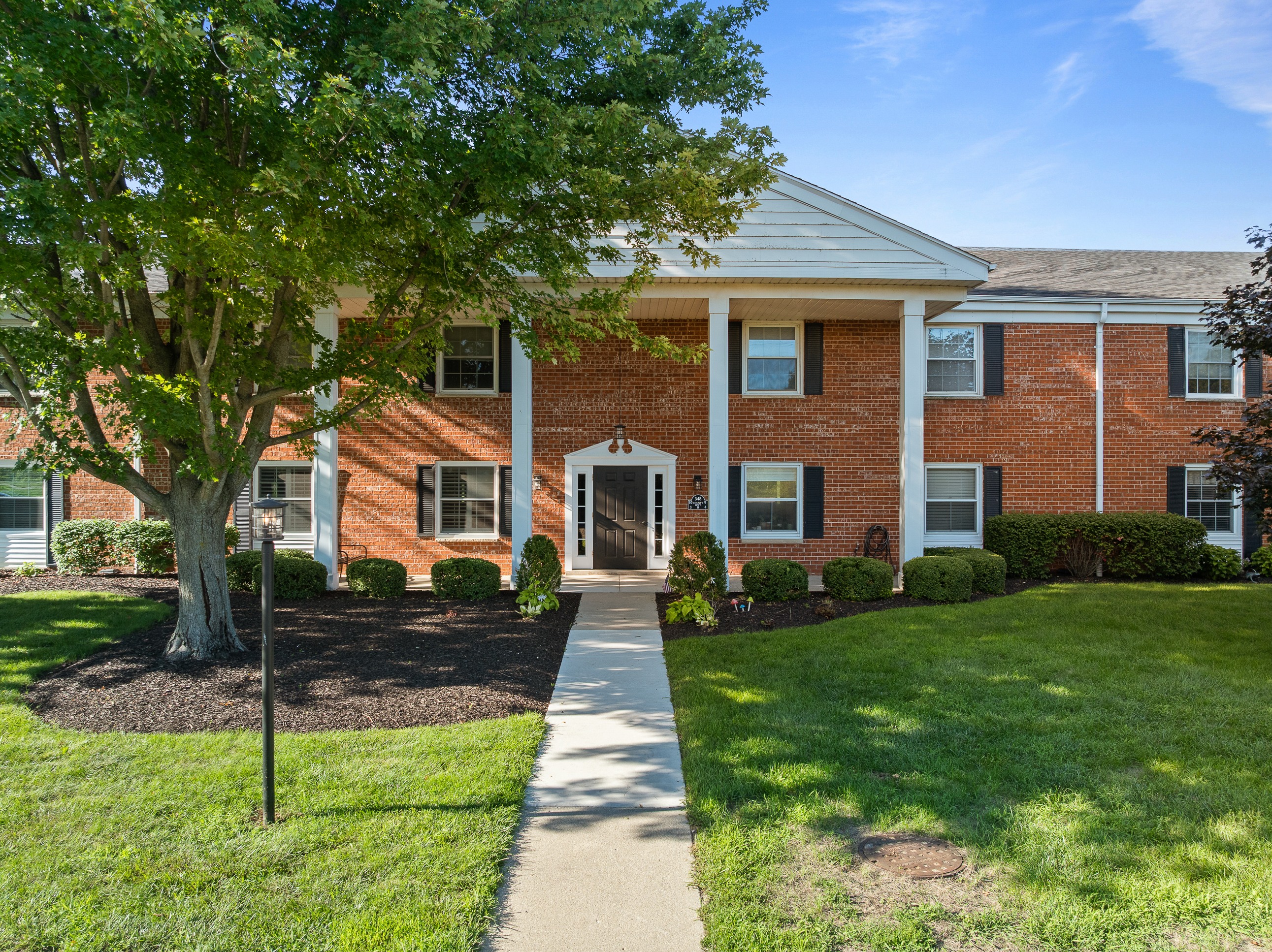 348 County Road, Unit 3 Fontana, WI 53125 - Photo 1 of 21 Gallery Image 1