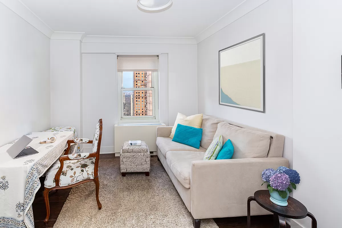 159 West 53rd Street, Unit 38GH Manhattan, NY 10019 - Photo 10 of 15 Gallery Image 10