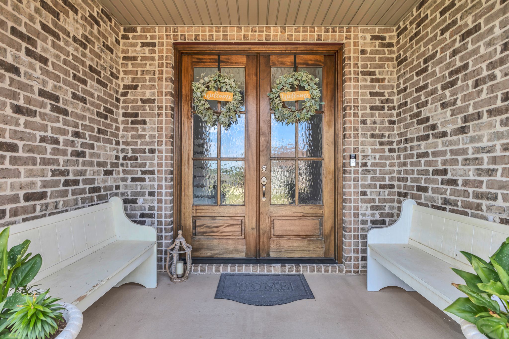 1484 Overlook Point Clarksville, TN 37043 - Photo 9 of 53 a view of a patio with table and chairs and potted plants