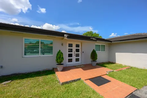 $890,000 | 9724 Southwest 4th Terrace, Miami, FL 33174