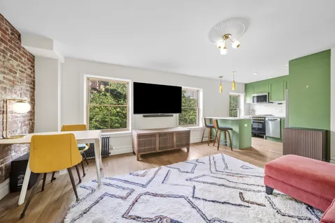 $1,795,000 | 16 Wyckoff Street, Unit 4 | Cobble Hill