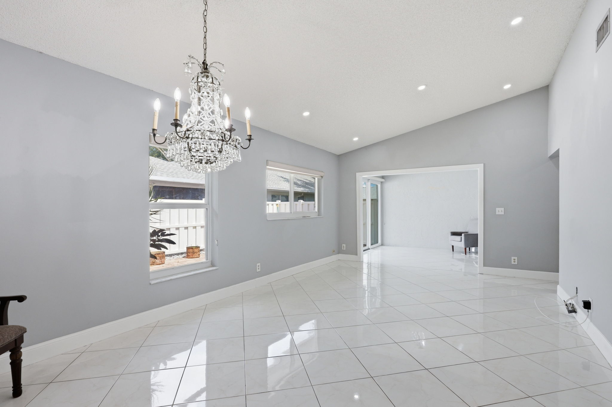 8621 Jasmine Way Boca Raton, FL 33496 - Photo 7 of 25