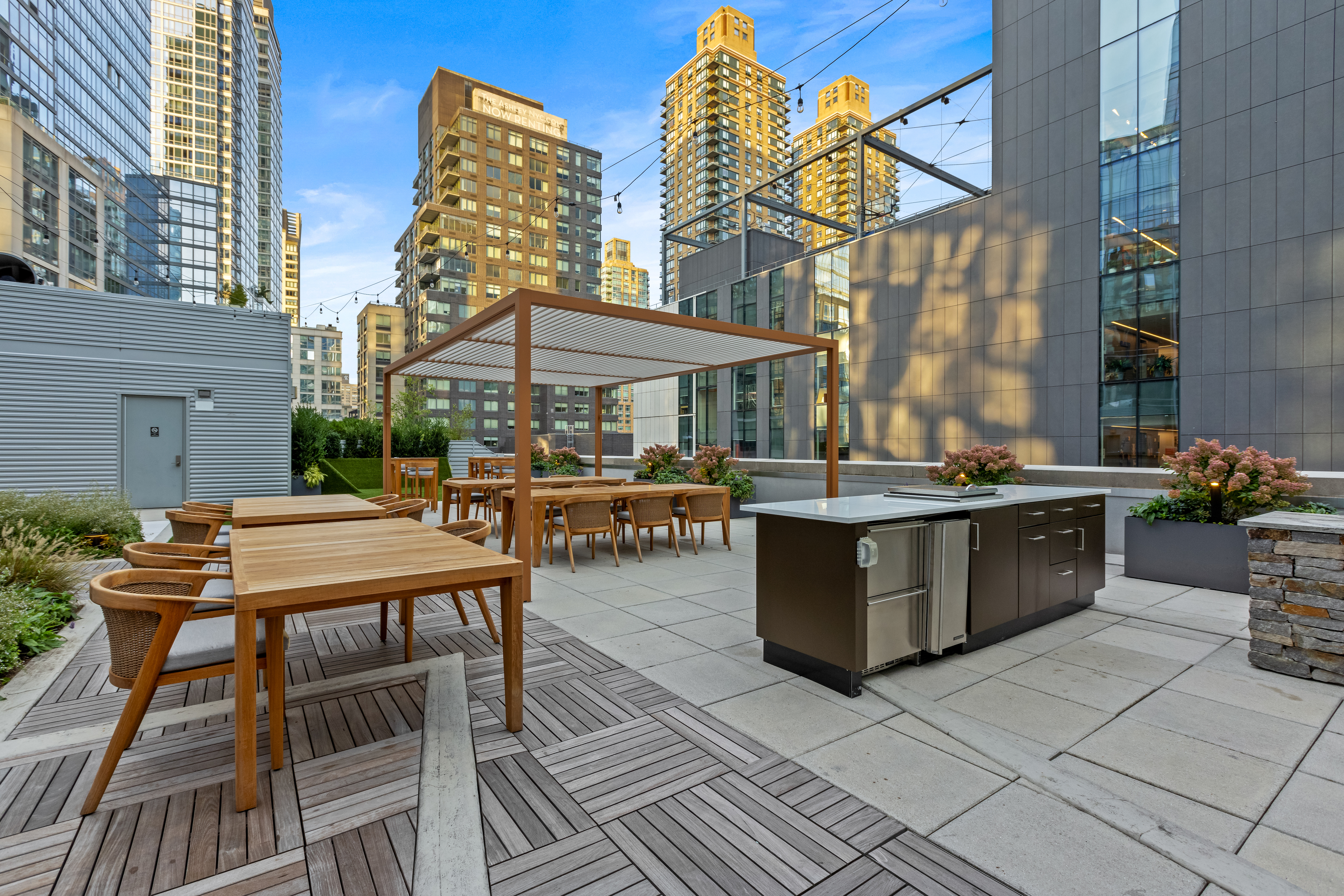 50 Riverside Boulevard, Unit 3T Manhattan, NY 10069 - Photo 9 of 14