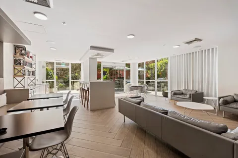$435,000 | 1240 India St, San Diego, CA 92101