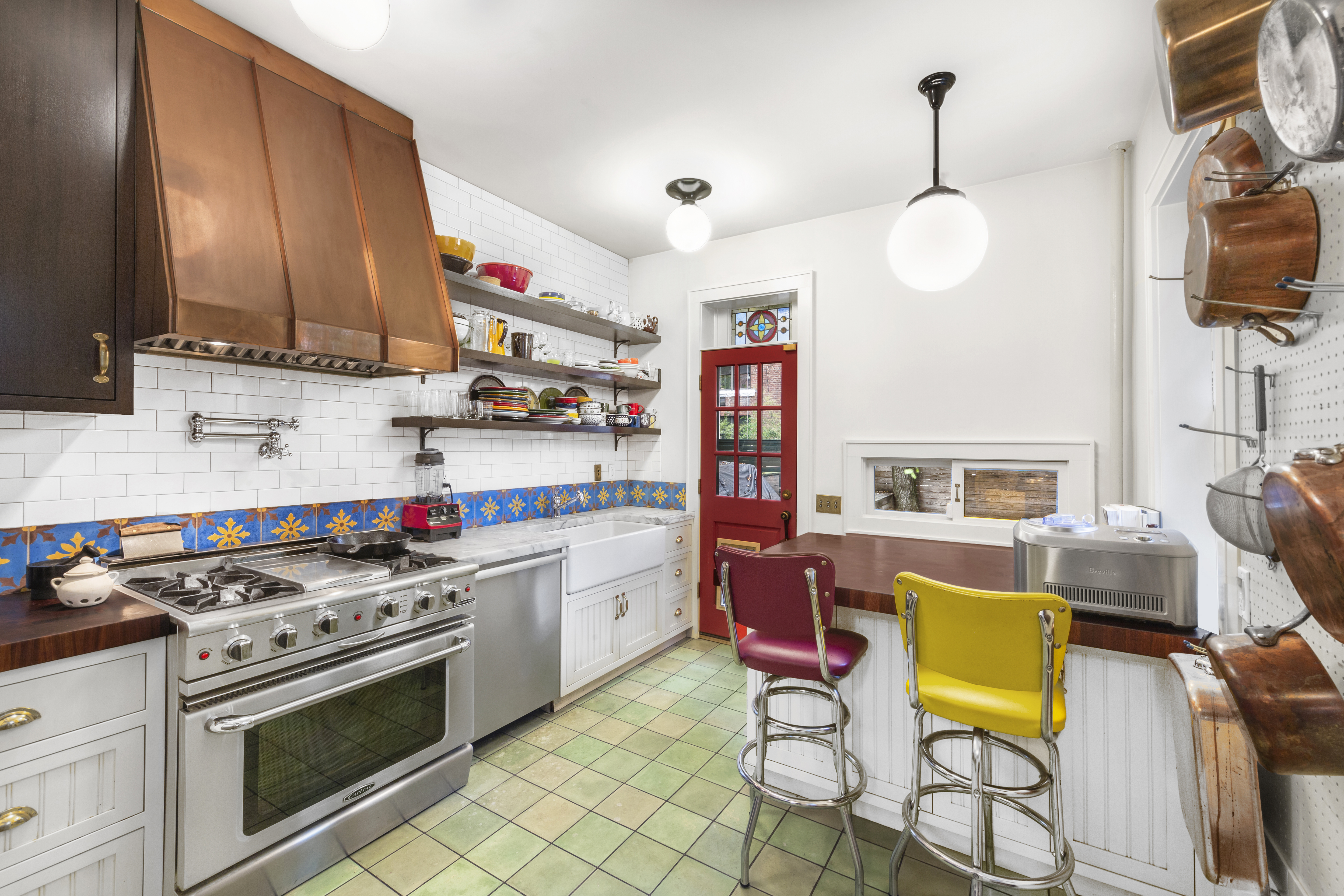 35 Charlton Street Manhattan, NY 10014 - Photo 4 of 16