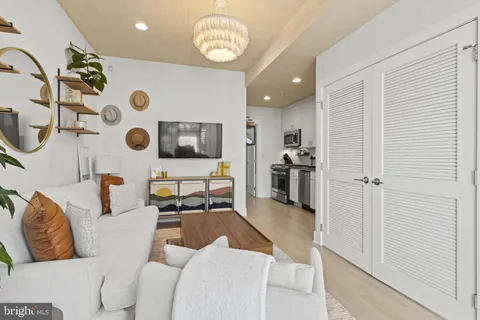 $320,000 | 4016 Georgia Avenue Northwest, Unit 4, Washington, DC 20011