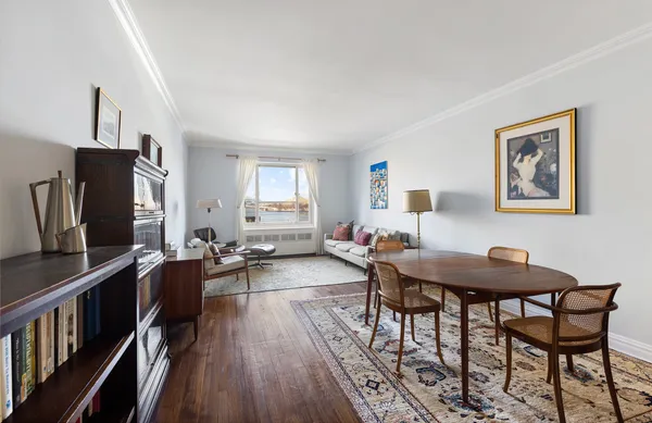 $1,285,000 | 530 East 90th Street, Unit 5A | Upper East Side