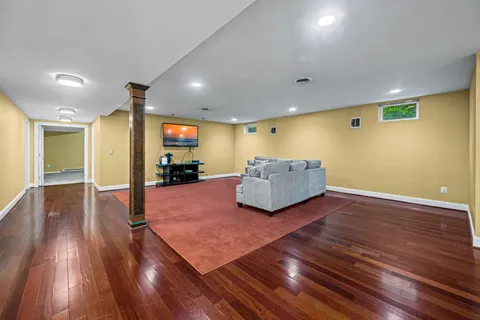 $1,500,000 | Bluegrass Way, Gambrills, MD 21054