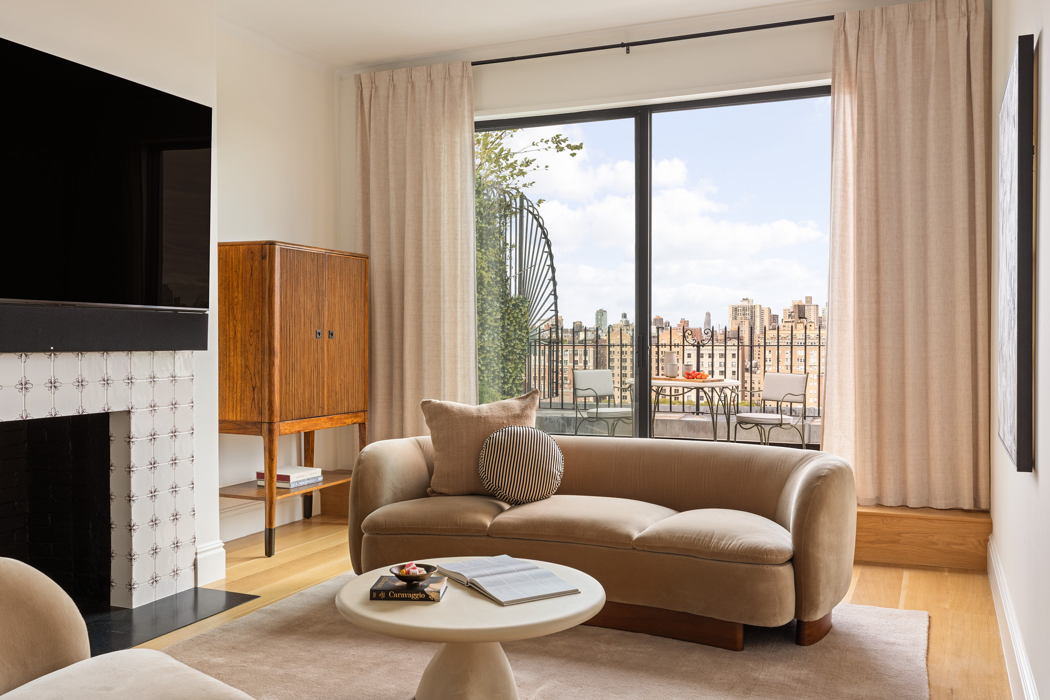 16 West 77th Street, Unit 16E Manhattan, NY 10024 - Photo 8 of 18