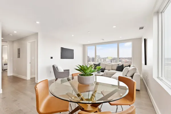 $4,195 | 398 Cambridge Street, Unit 405, Allston, MA 02134