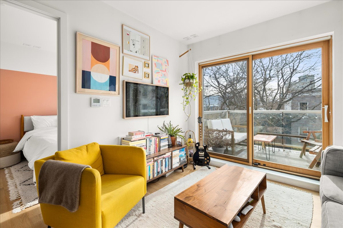 171 Devoe Street, Unit 4F Brooklyn, NY 11211 - Photo 3 of 12