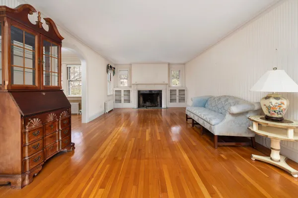 $1,495,000 | 555 Great Road, Lincoln, RI 02865