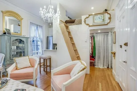 $549,000 | 376 Marlborough Street, Unit D, Boston, MA 02115