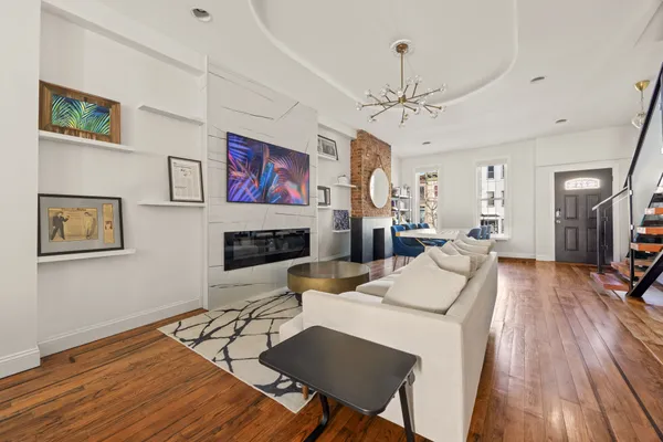 $1,395,000 | 2044 Pacific Street | Crown Heights
