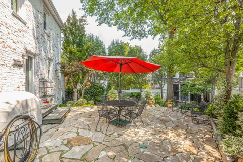 $1,799,999 | 3130 19th Street North, Arlington, VA 22201