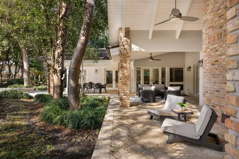 $18,500,000 | 9000 Arvida Drive, Coral Gables, FL 33156