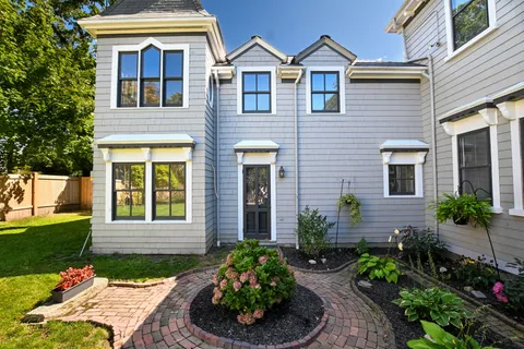 Contact Agent | 49 Hawthorn Street, New Bedford, MA 02740