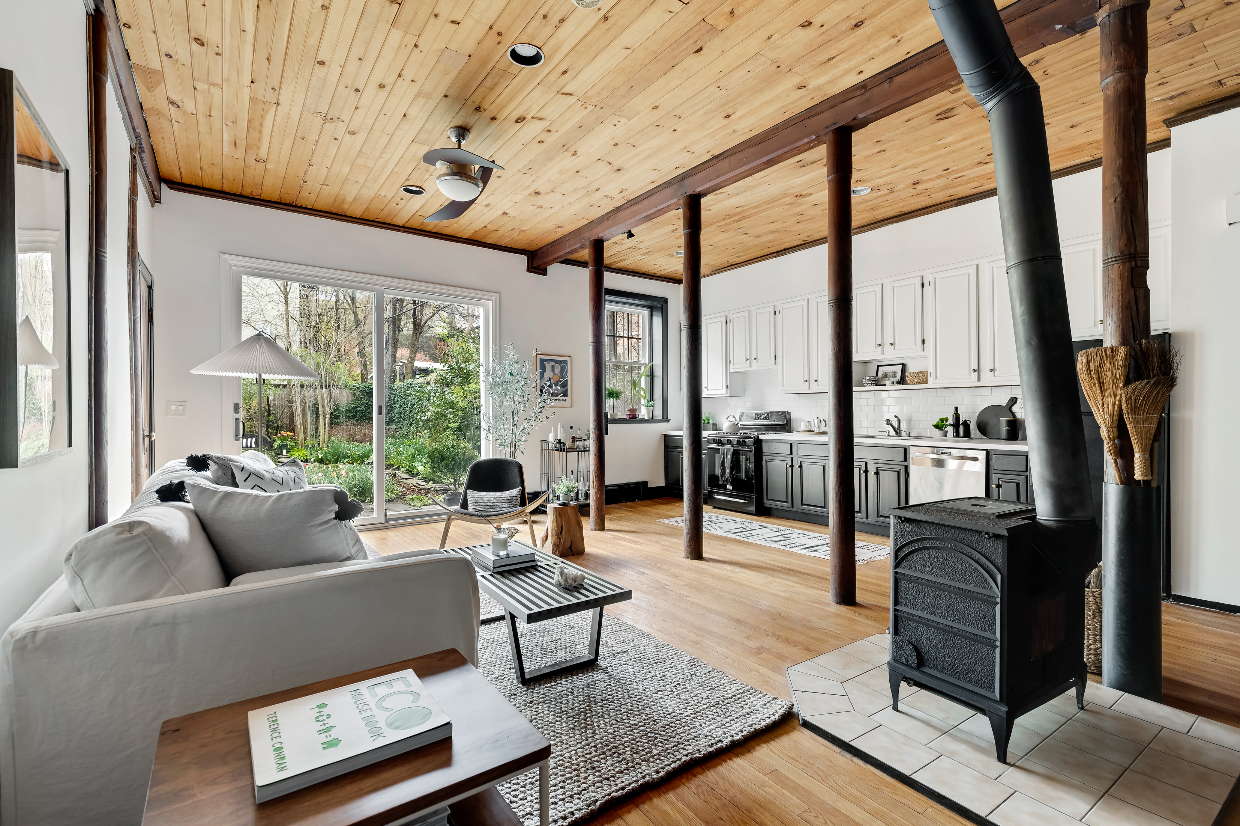 158 Prospect Place Brooklyn, NY 11238 - Photo 7 of 41