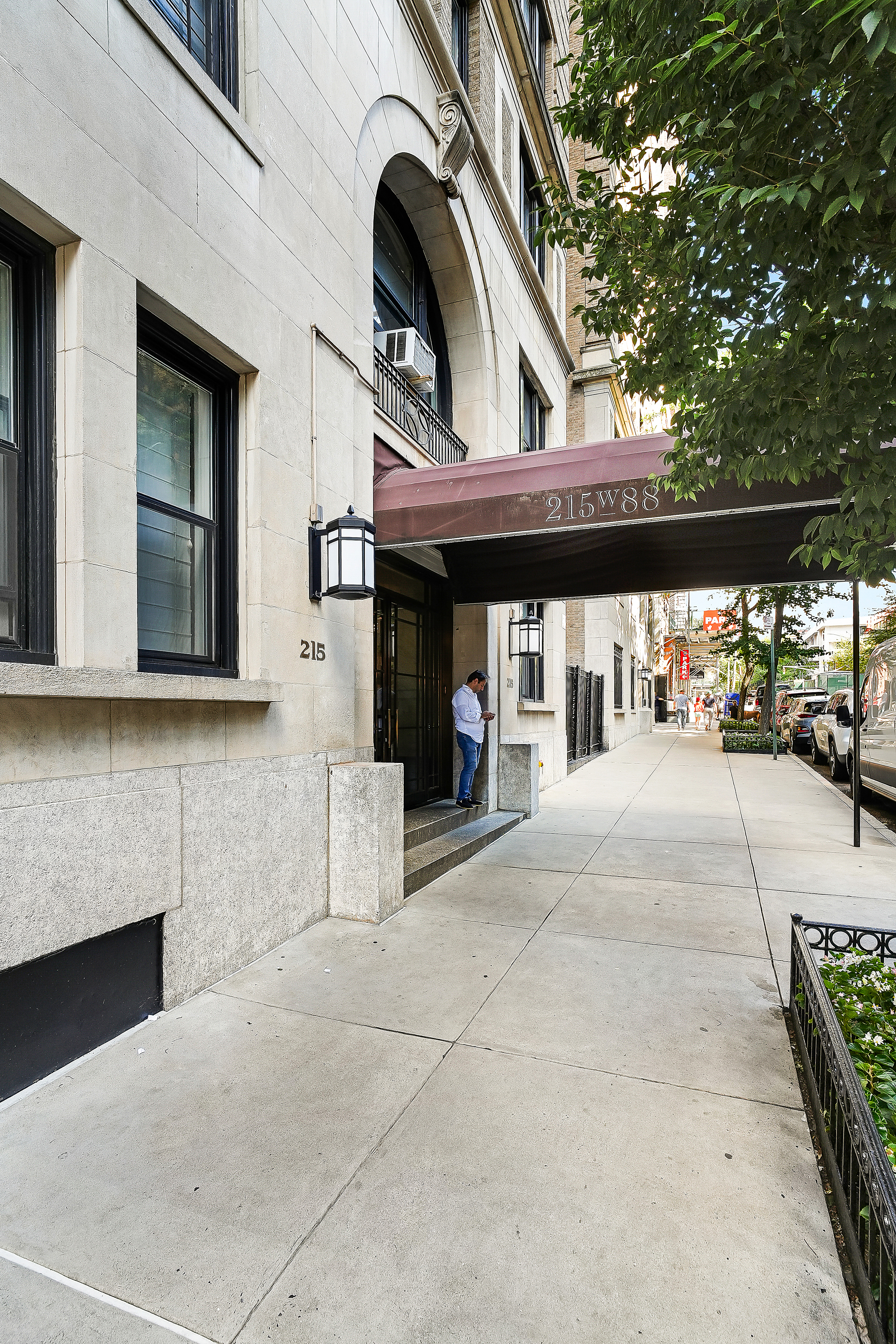 215 West 88th Street, Unit 3E Manhattan, NY 10024 - Photo 15 of 16 a view of building with large windows