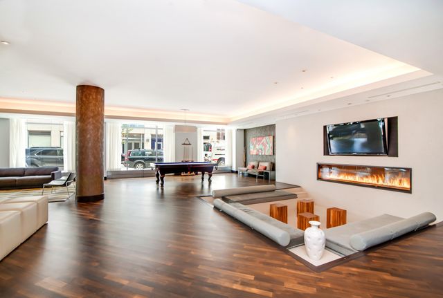 $2,905,000 | 34 North 7th Street, Unit 9E | Williamsburg