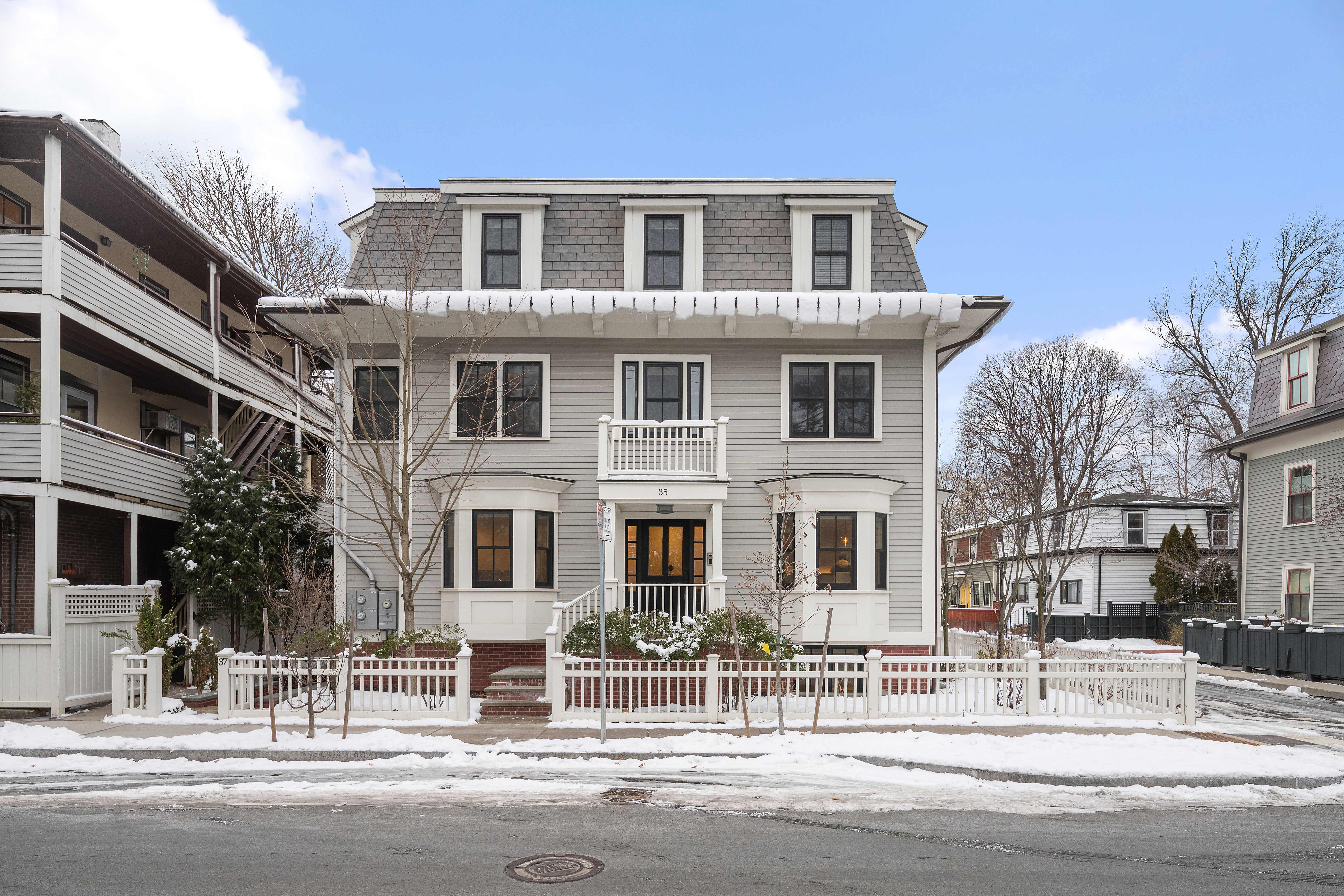 35 Willard Street Cambridge, MA 02138 - Photo 2 of 36 a front view of a house with a yard