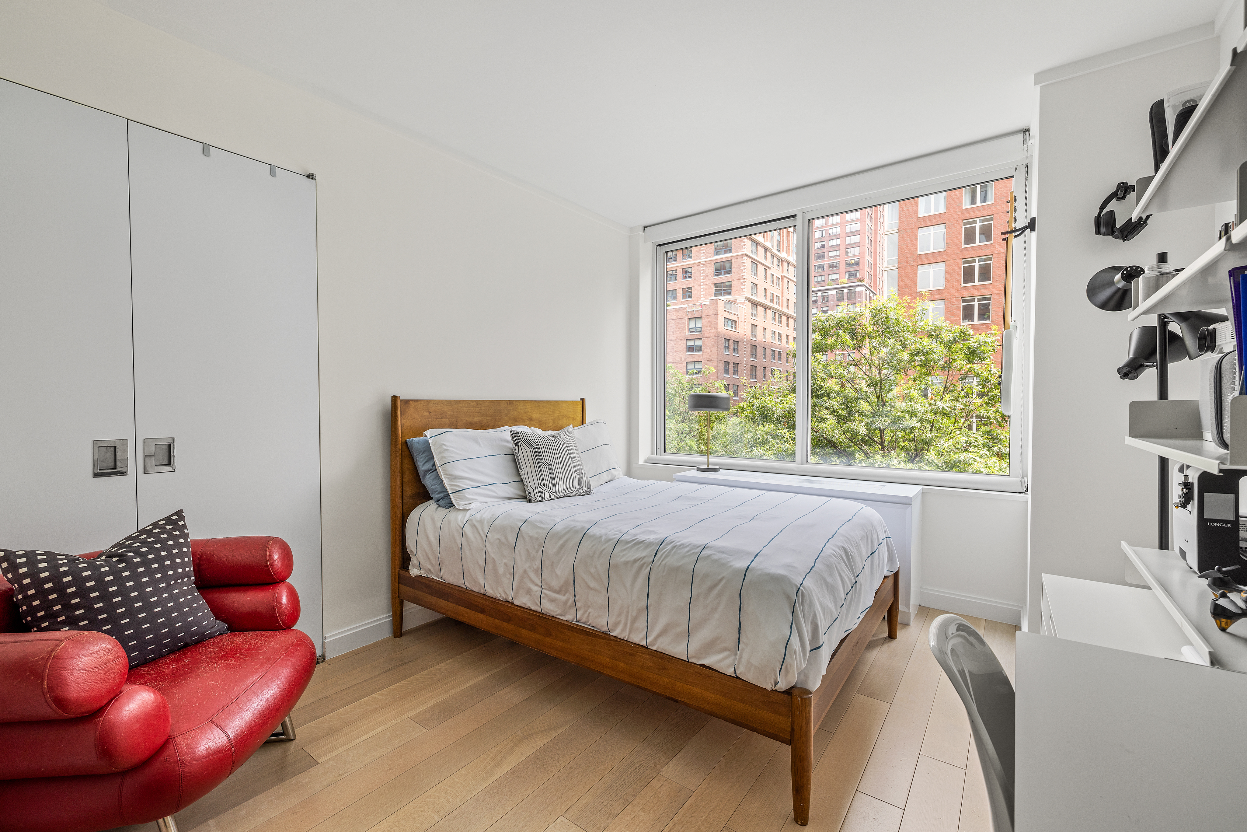 212 Warren Street, Unit 5L Manhattan, NY 10282 - Photo 16 of 20