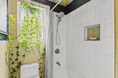 $575,000 | 630 Fitzwater Street, Philadelphia, PA 19147