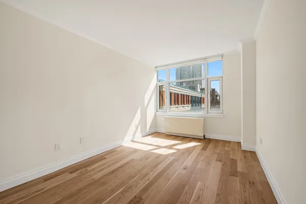 $7,995 | 404 East 76th Street, Unit 7C | Lenox Hill