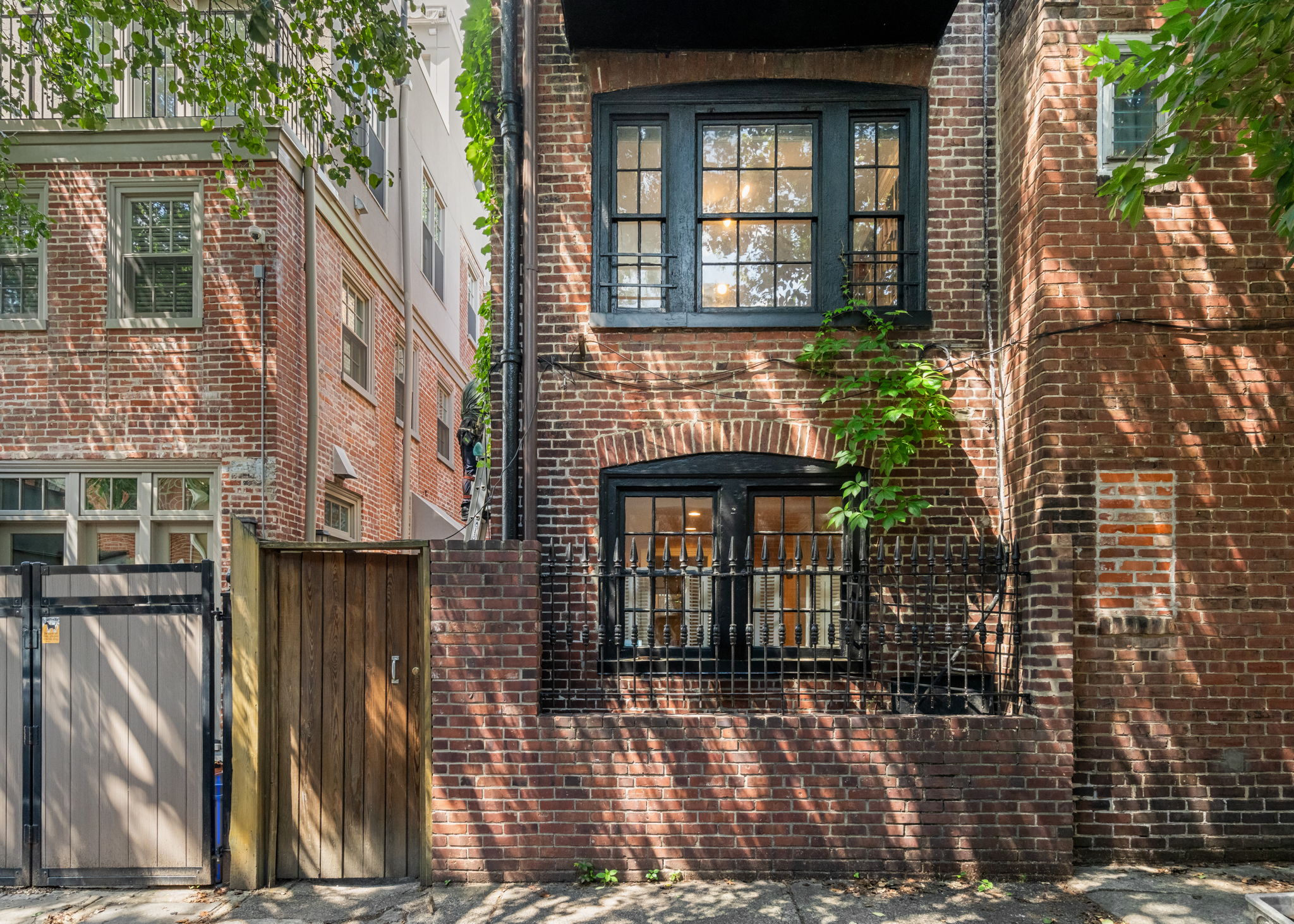 2208 Rittenhouse Square Philadelphia, PA 19103 - Photo 24 of 27