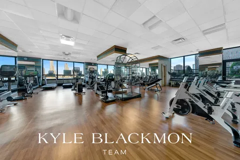 $2,395,000 | 415 East 37th Street, Unit 9JK | Murray Hill
