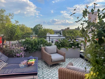 $1,850,000 | 316 Carroll Street, Unit 2 | Carroll Gardens