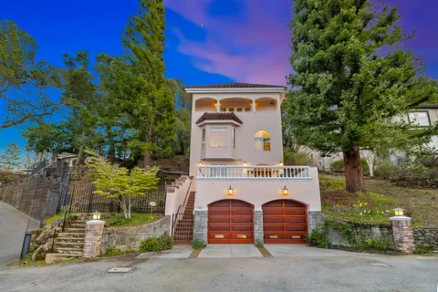 $3,000,000 | 616 Lakeview Way, Redwood City, CA 94062